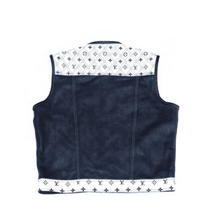 Lo*uis Vuit**n
White Leather Diamond Stitching with Black Perforated Leather - LEATHER CHAPTER