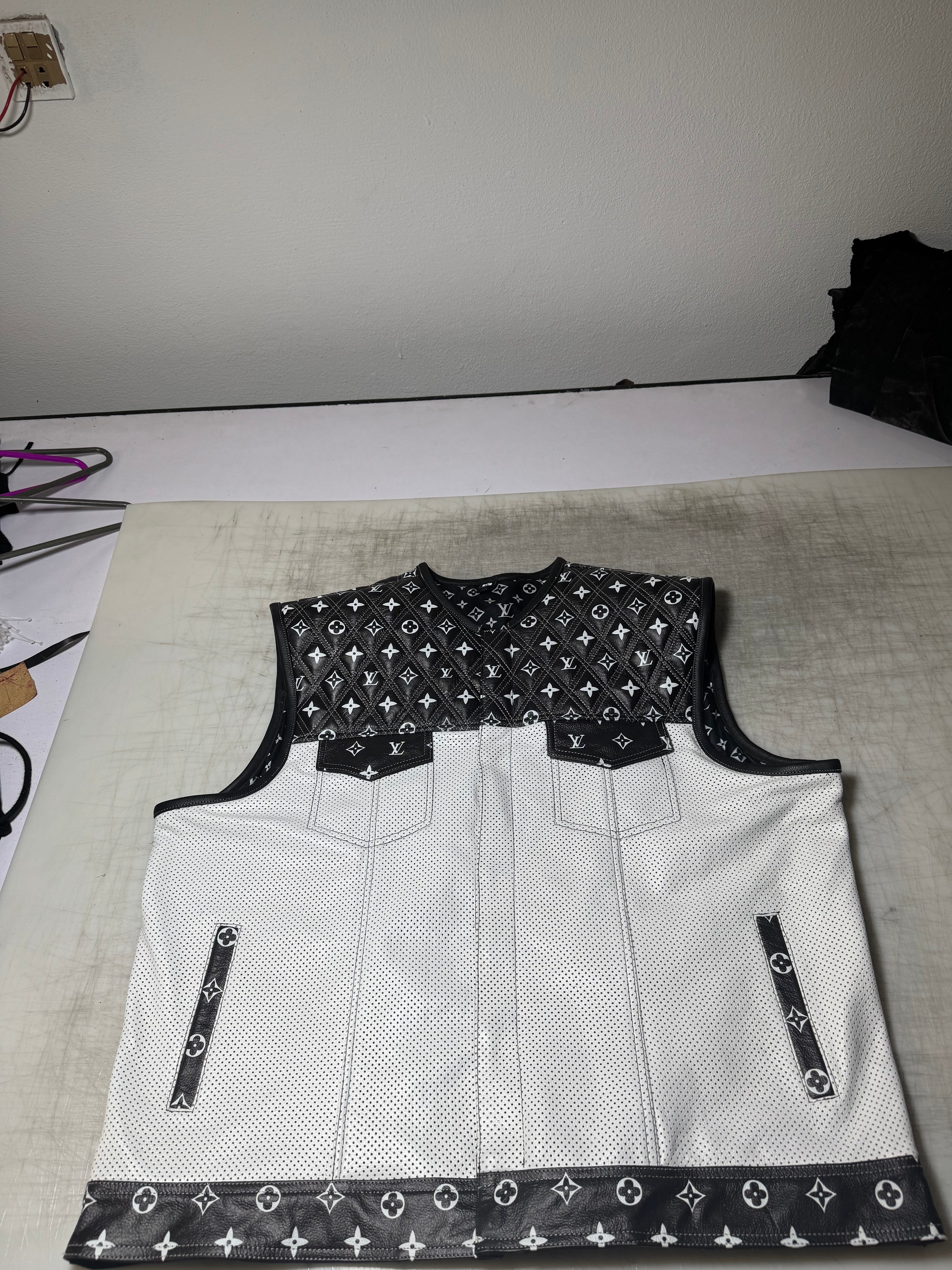 LO*UIS VUIT**N WHITE LEATHER DIAMOND STITCHING WITH BLACK PERFORATED LEATHER - LEATHER CHAPTER