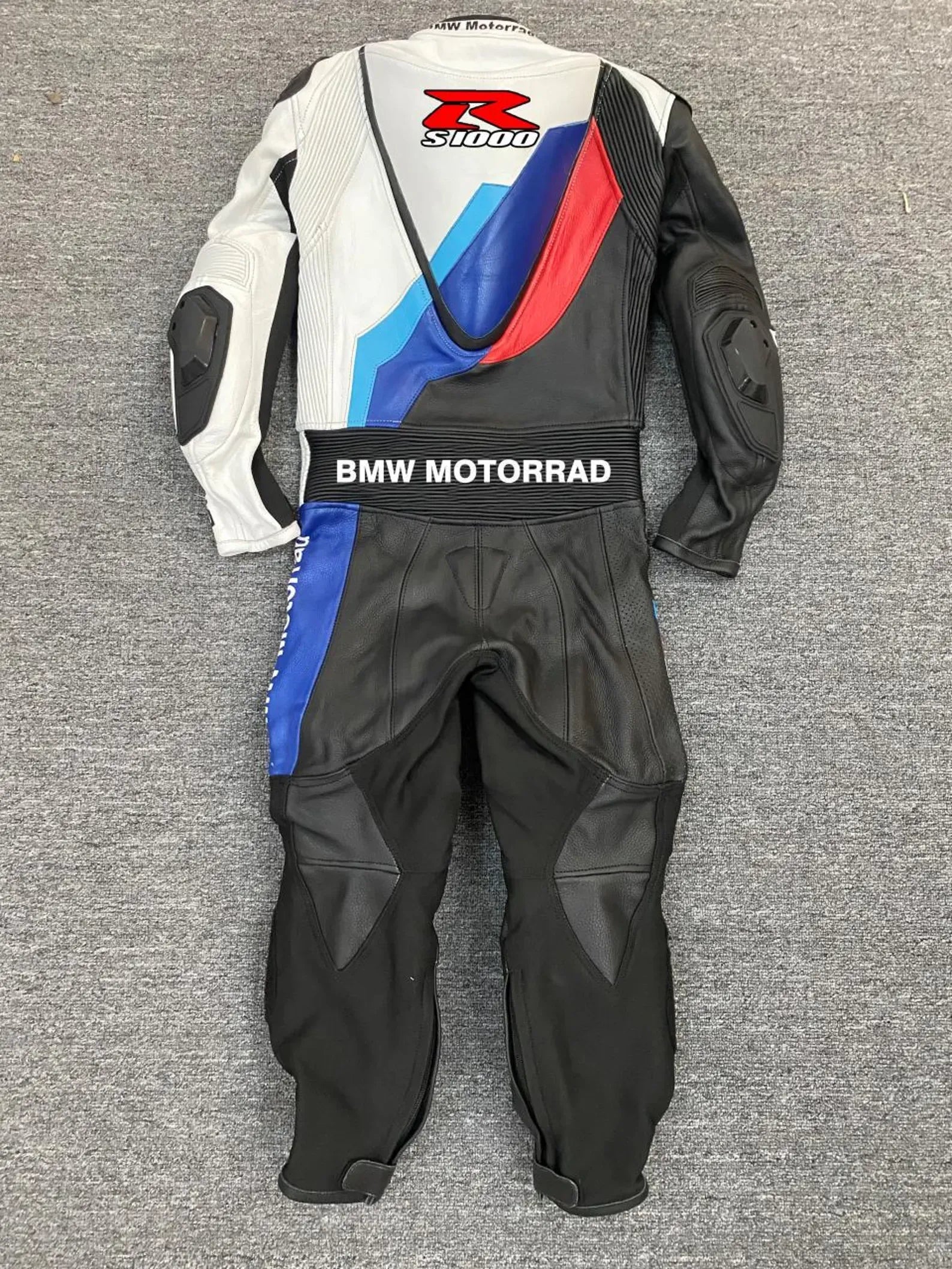 Complete Your Look with a BMW Motorrad rider gear full suit
